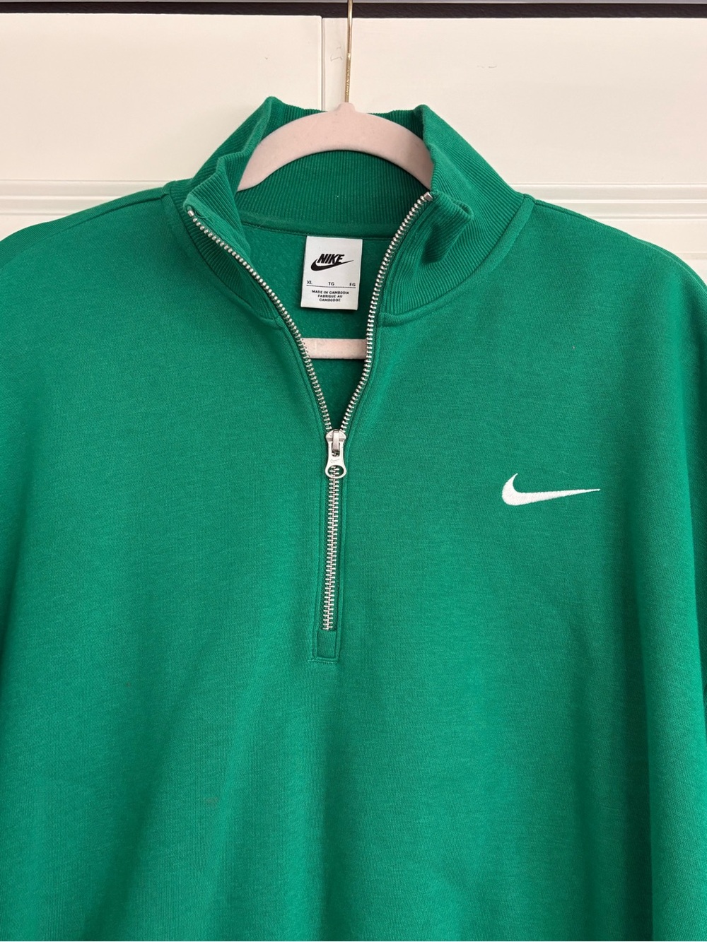 Nike Green Half-Zip Sweatshirt with White Swoosh - Picture 6 of 7
